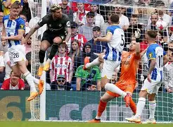 皇冠体育在线-从布莱顿围绕欧冠复出首秀到山东男篮手感冰凉备战NBA季后赛，转会期山东泰山调整名单以备CBA常规赛的简单介绍